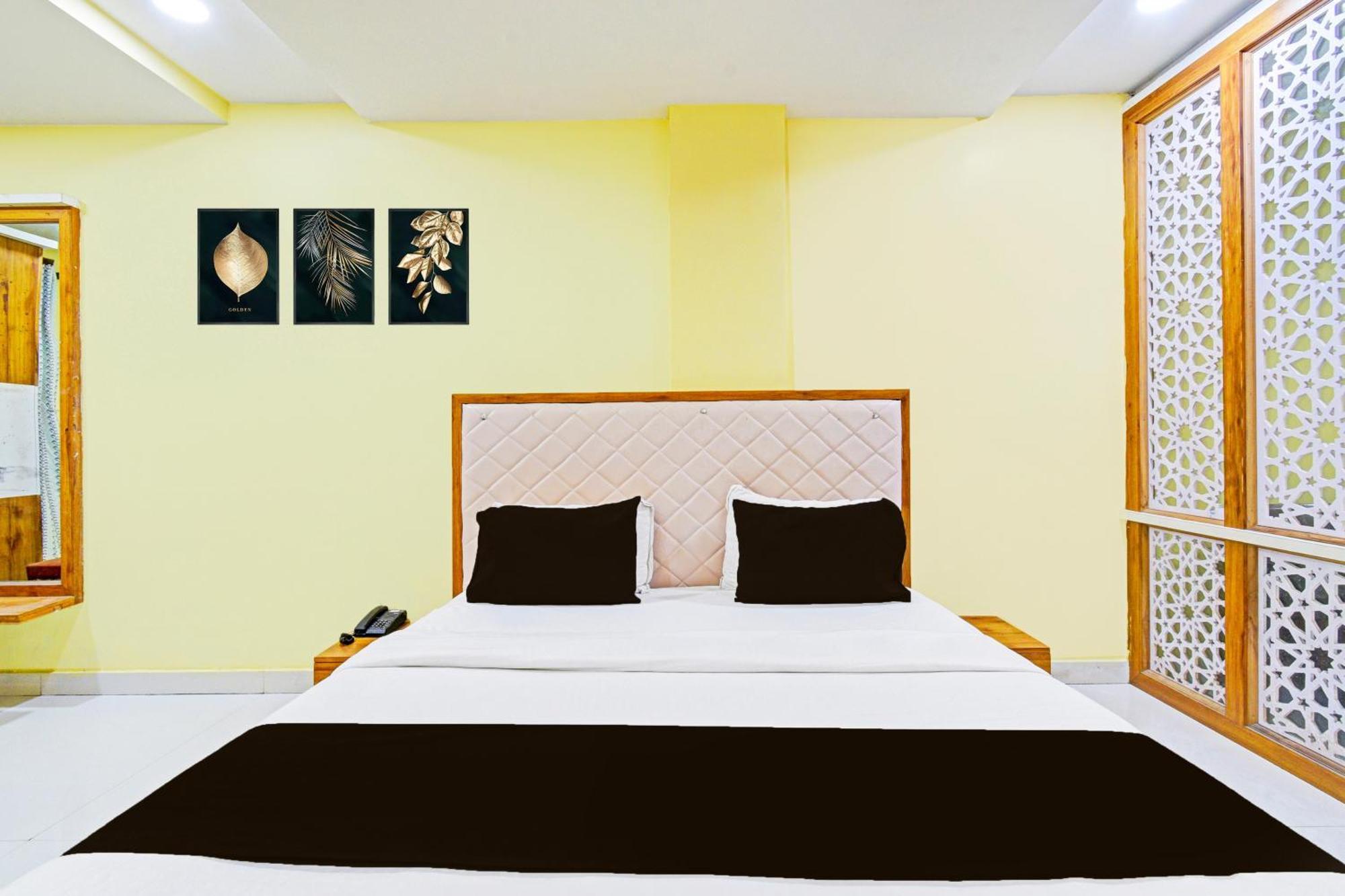 Super Townhouse Mancherial Mancheral Exterior foto