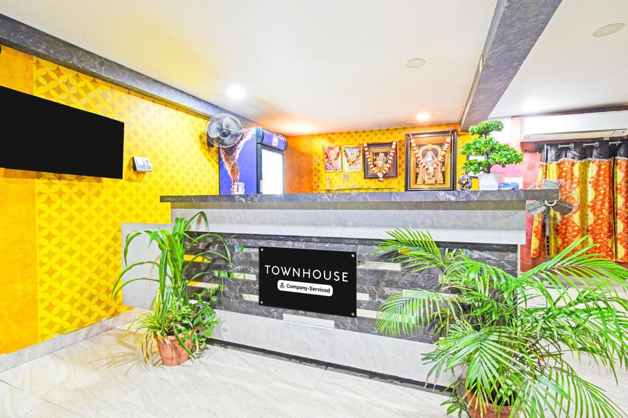 Super Townhouse Mancherial Mancheral Exterior foto
