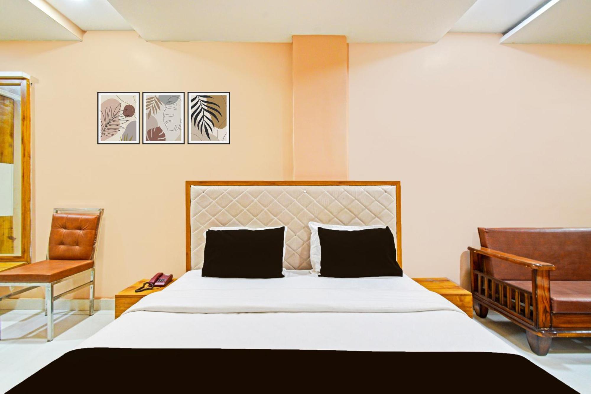 Super Townhouse Mancherial Mancheral Exterior foto