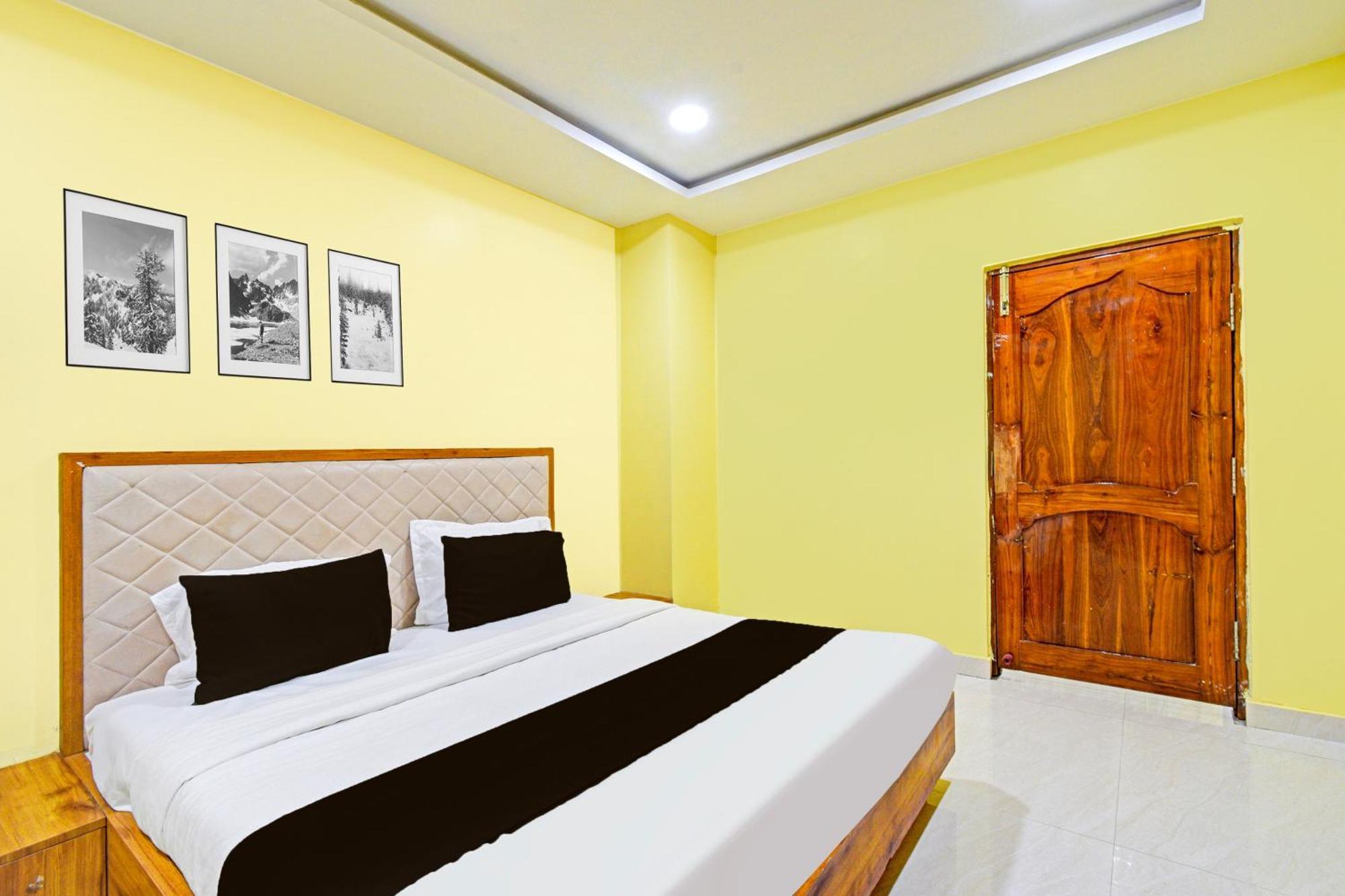Super Townhouse Mancherial Mancheral Exterior foto