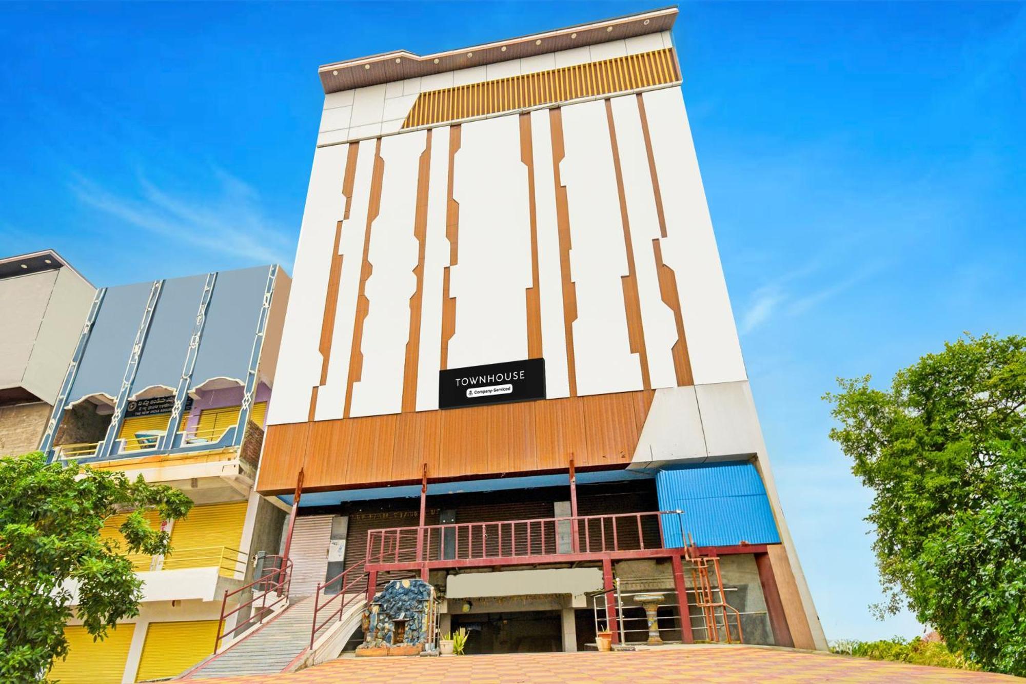 Super Townhouse Mancherial Mancheral Exterior foto