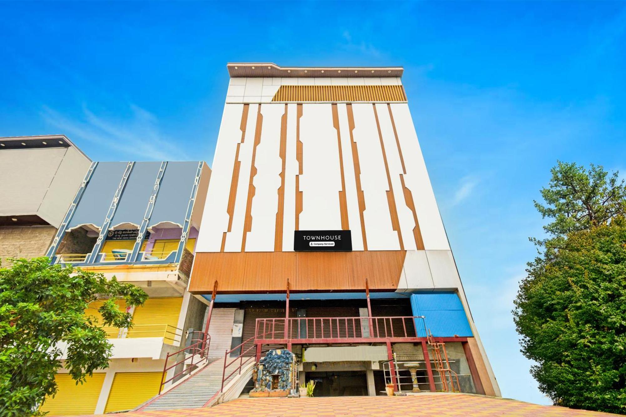 Super Townhouse Mancherial Mancheral Exterior foto