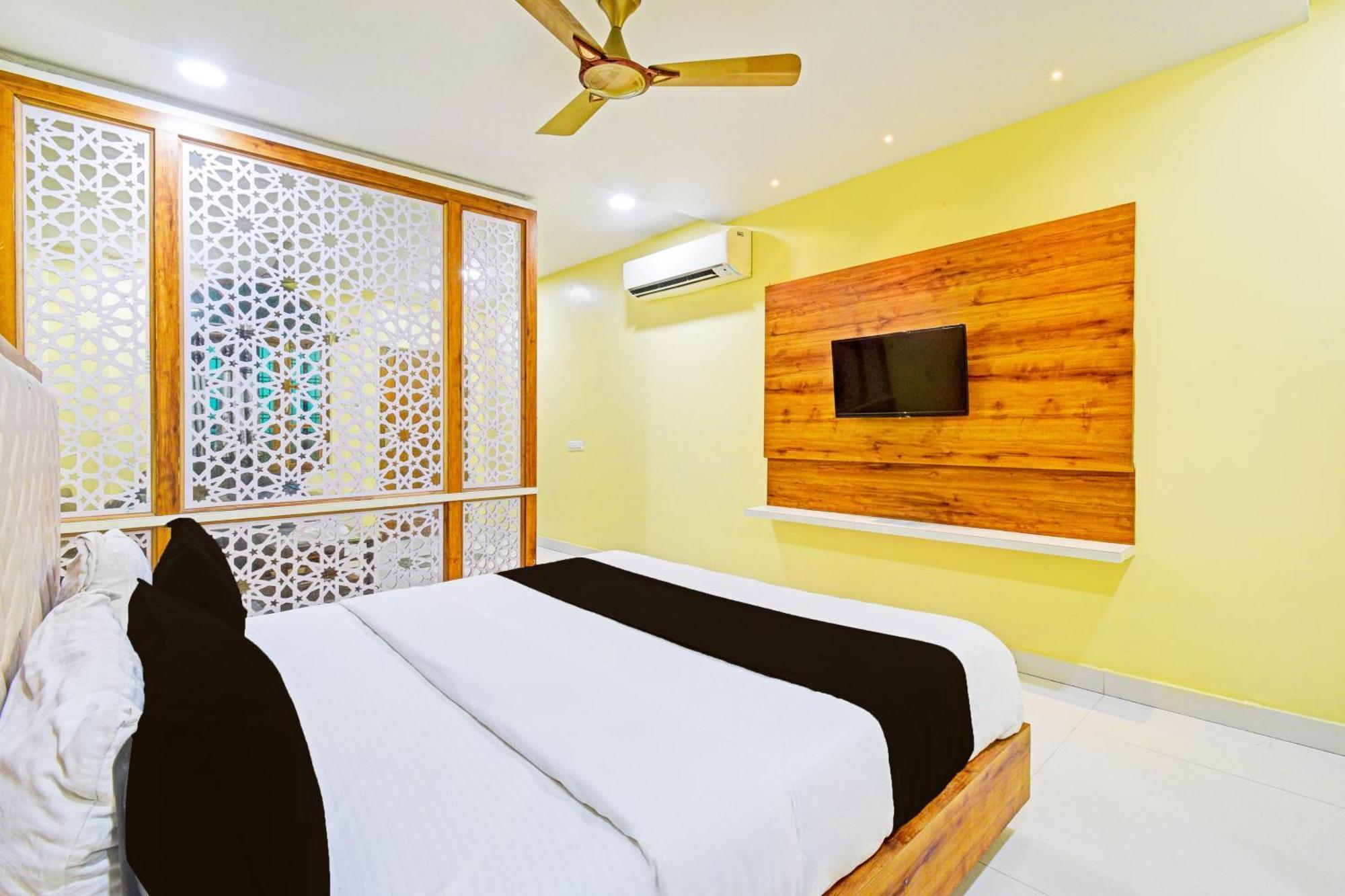 Super Townhouse Mancherial Mancheral Exterior foto