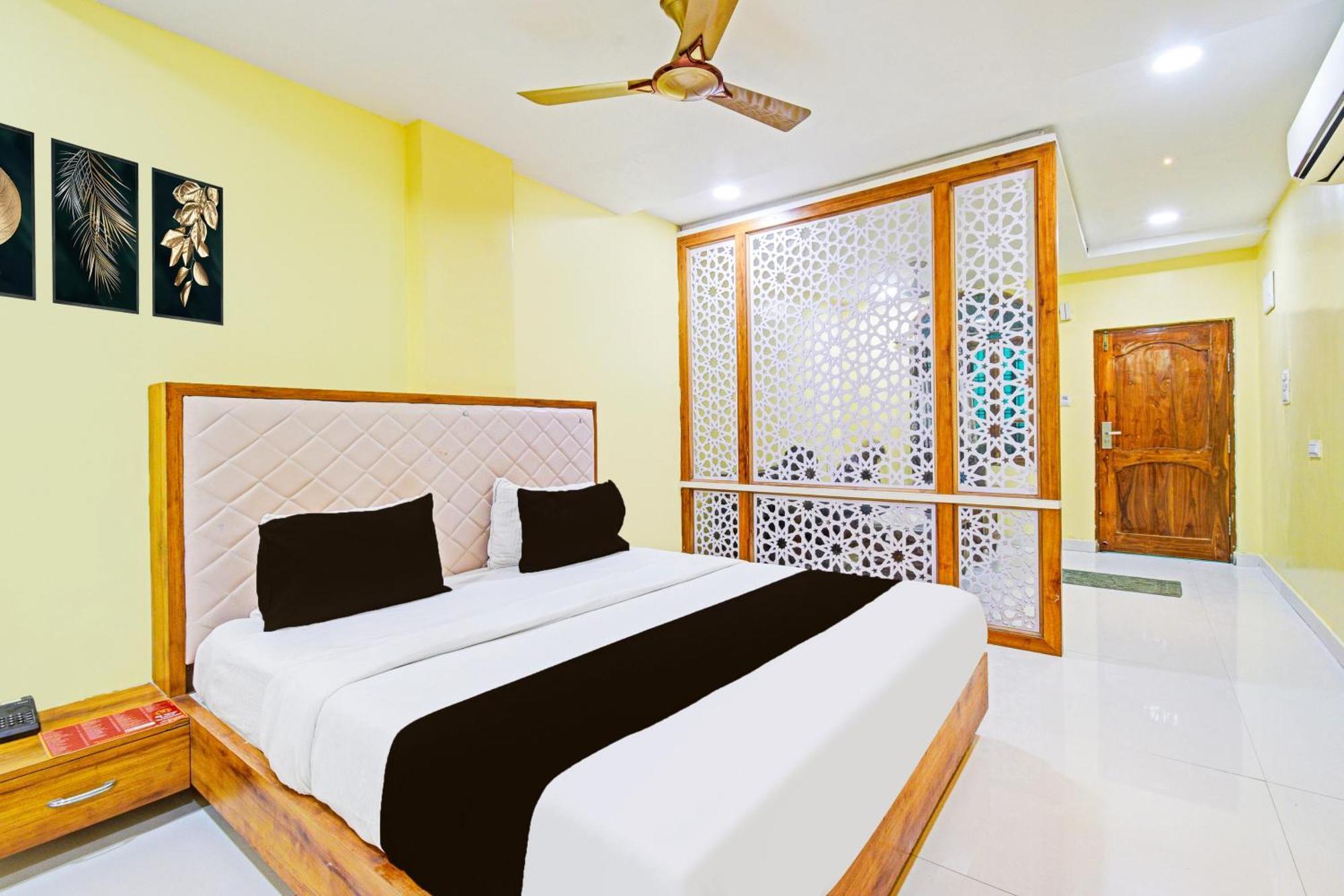 Super Townhouse Mancherial Mancheral Exterior foto